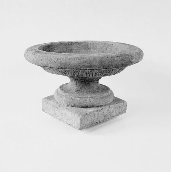 Stone Bird Bath for Outdoors - English Birdbath Statuary